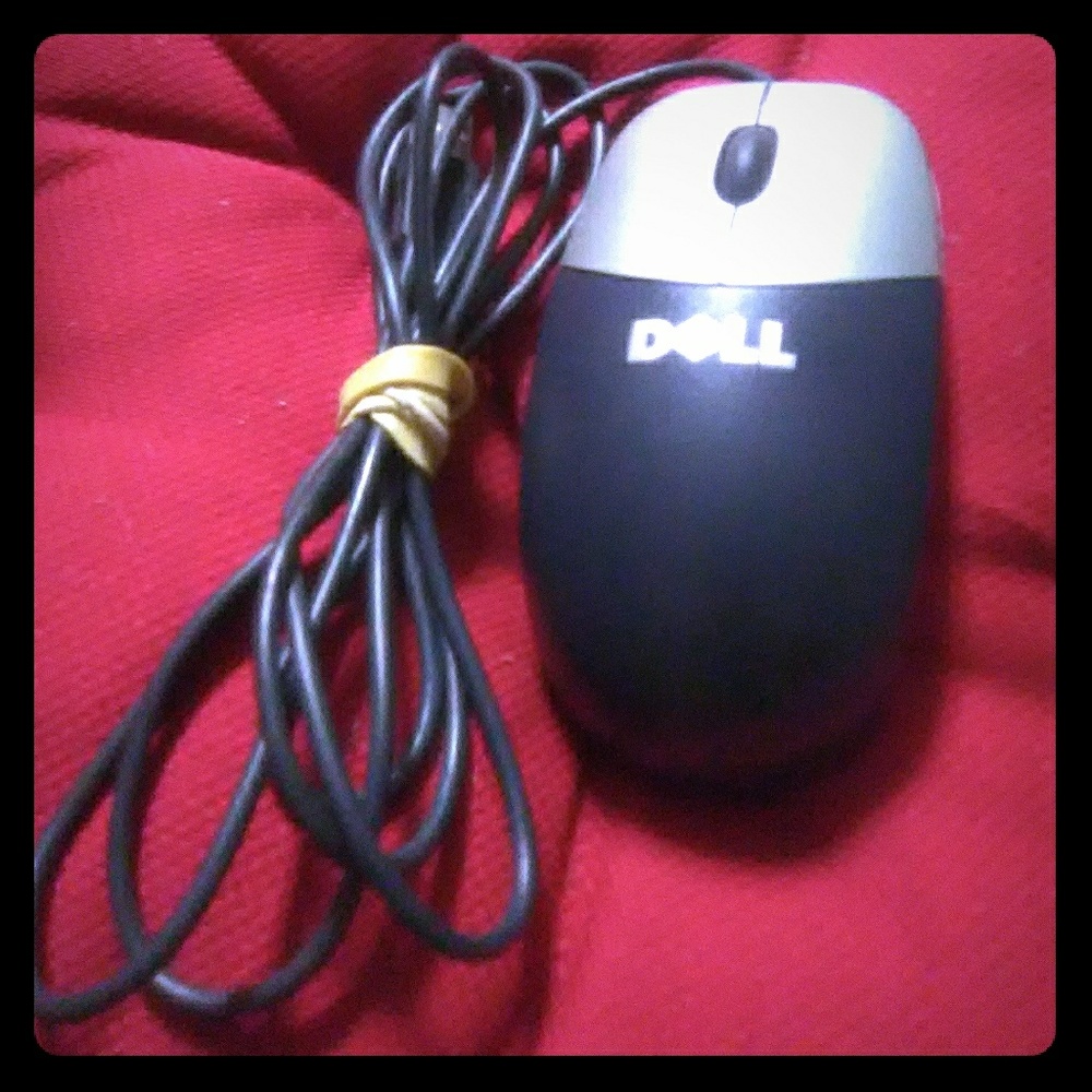 Dell computer mouse with cord